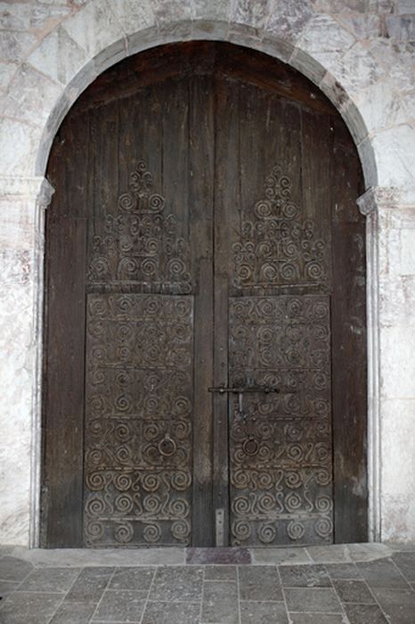vantaux, pentures - © Ministère de la Culture (France), Centre de conservation et de restauration du patrimoine des Pyrénées-Orientales – Tous droits réservés
