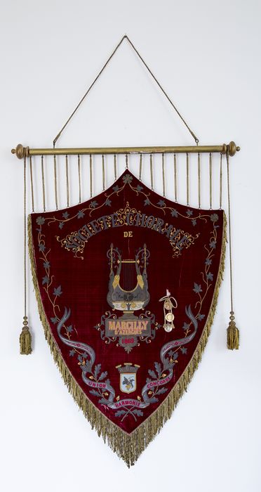 bannière de la chorale - © Ministère de la Culture (France), Conservation des antiquités et des objets d’art du Rhône – Tous droits réservés