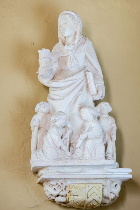 groupe sculpté : Marie Cléophas et ses fils