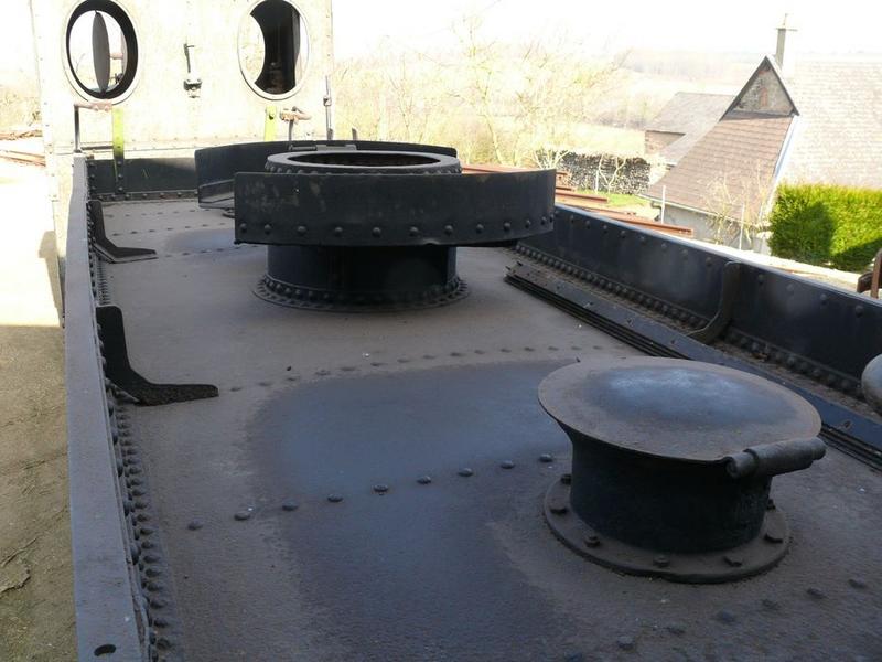 wagon fourgon, vue partielle du toit - © Ministère de la Culture (France), Conservation des antiquités et objets d'art de la Sarthe, tous droits réservés
