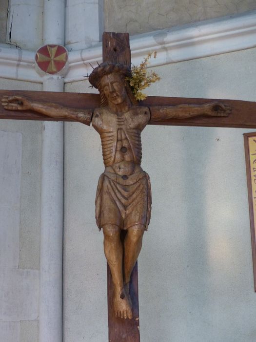 statue : Christ en croix - ©  Ministère de la Culture (France), Conservation des antiquités et des objets d’art de la Sarthe - Tous droits réservés