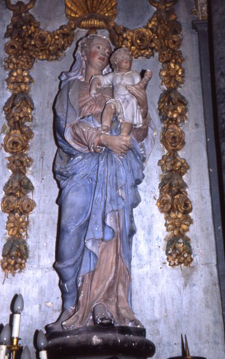 statue : Vierge à l'Enfant