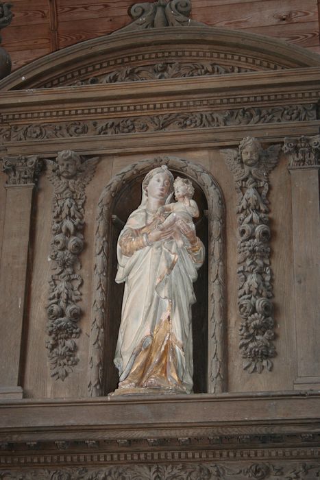 statue : Vierge à l'Enfant - ©  Ministère de la Culture (France), Conservation des antiquités et des objets d’art de la Sarthe - Tous droits réservés