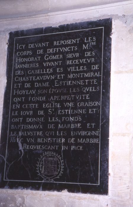 plaque funéraire d'Honorat Gomer et Estiennette Hoyeau