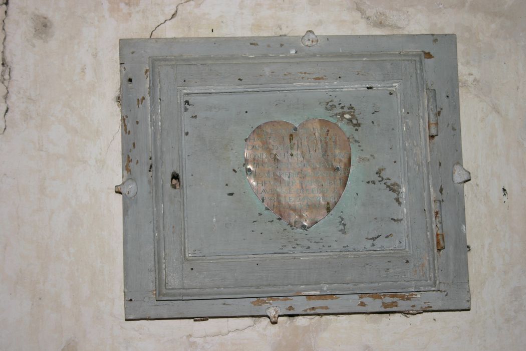 Placard et plaque funéraire du coeur de Louise de Lonblon