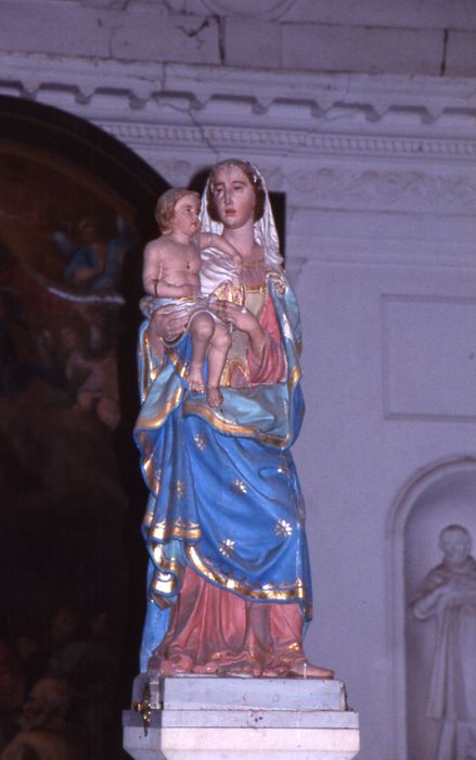 statue : Vierge à l'Enfant