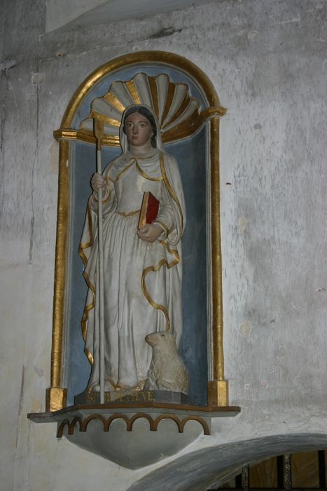 statue : Sainte Geneviève