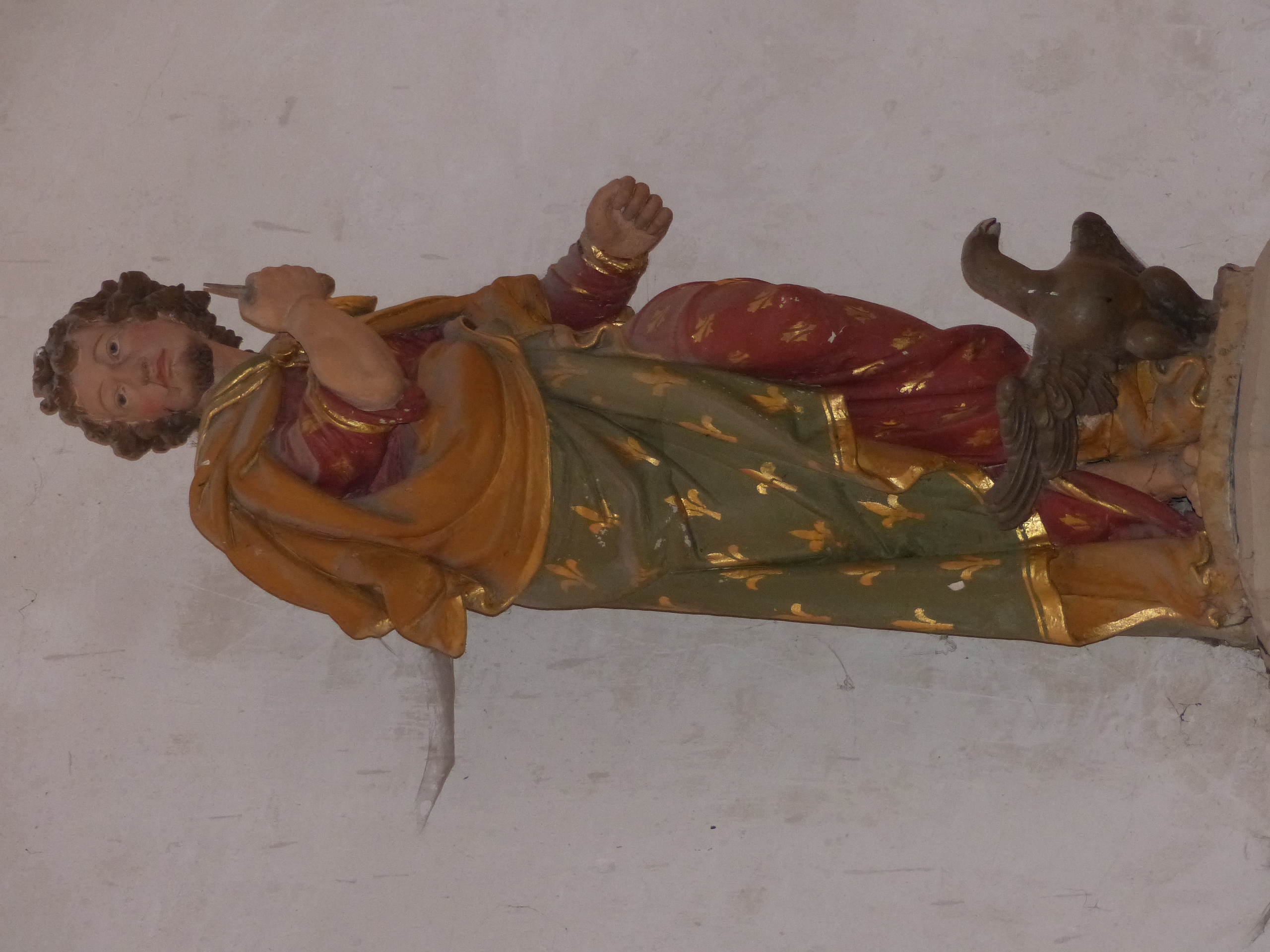 statue : Saint Jean l'évangéliste - © Ministère de la Culture (France), Conservation des antiquités et des objets d’art de la Sarthe - Tous droits réservés