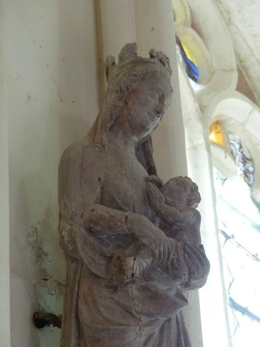 Statue : Vierge à l'Enfant