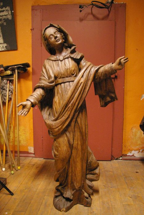 statue (poutre de gloire) : Vierge - © Ministère de la Culture (France), Conservation des antiquités et des objets d’art de Haute-Savoie – Tous droits réservés 