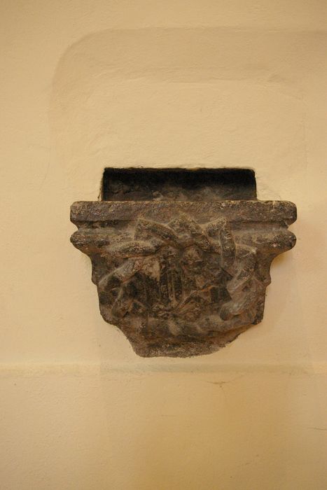 bénitier (bénitier mural) - © Ministère de la Culture (France), Conservation des antiquités et des objets d’art de Haute-Savoie – Tous droits réservés 