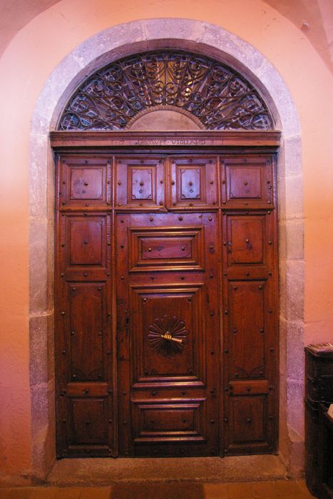 porte d'entrée - © Ministère de la Culture (France), Conservation des antiquités et des objets d’art de Haute-Savoie – Tous droits réservés 