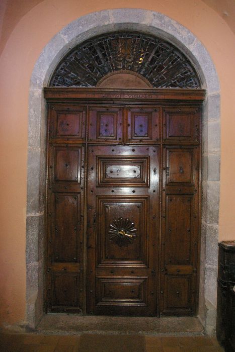 porte d'entrée - © Ministère de la Culture (France), Conservation des antiquités et des objets d’art de Haute-Savoie – Tous droits réservés 