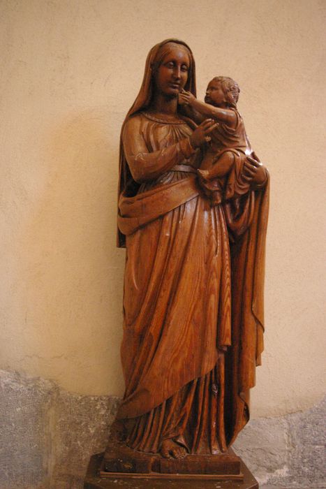 statue : Vierge à l'Enfant - © Ministère de la Culture (France), Conservation des antiquités et des objets d’art de Haute-Savoie – Tous droits réservés 
