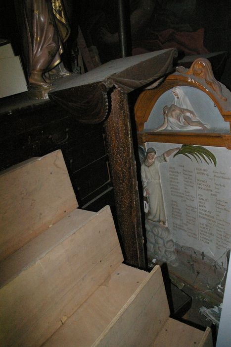 colonne - © Ministère de la Culture (France), Conservation des antiquités et des objets d’art de Haute-Savoie – Tous droits réservés