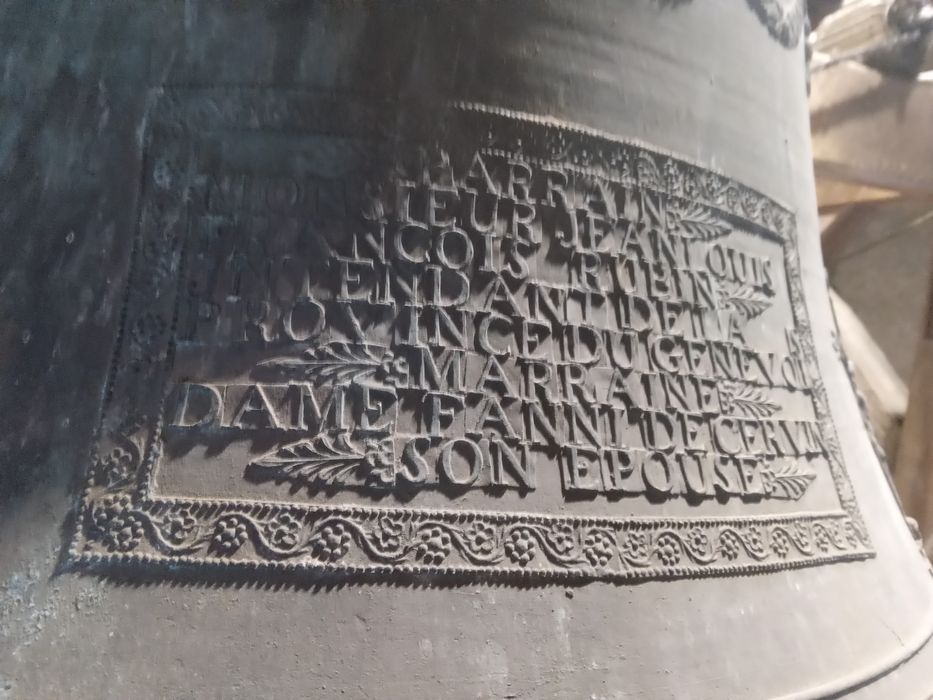 cloche, détail de l'inscription