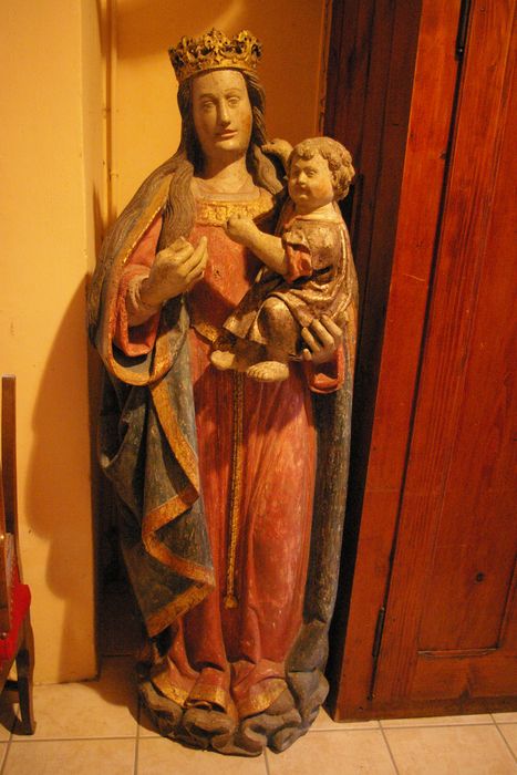 statue : Vierge à l'Enfant