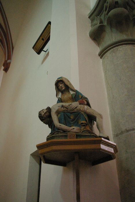 groupe sculpté : Vierge de Pitié