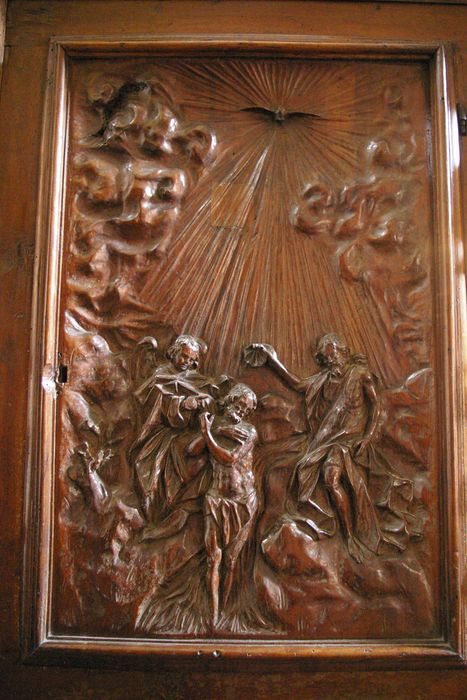 buffet, détail du bas-relief : Baptême du Christ