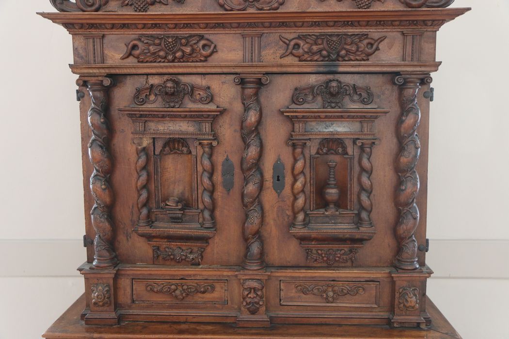 buffet, vue partielle