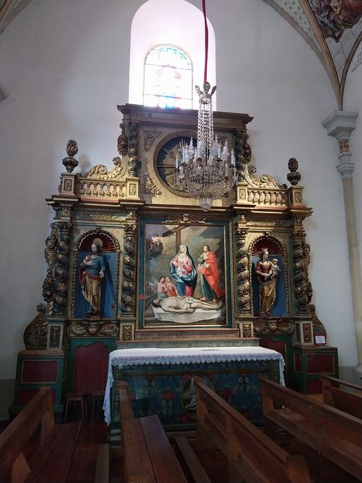 Autel, retable, antependium, 3 tableaux : autel dit des Sept Douleurs, Pièta, Vierge à l'Enfant, Christ