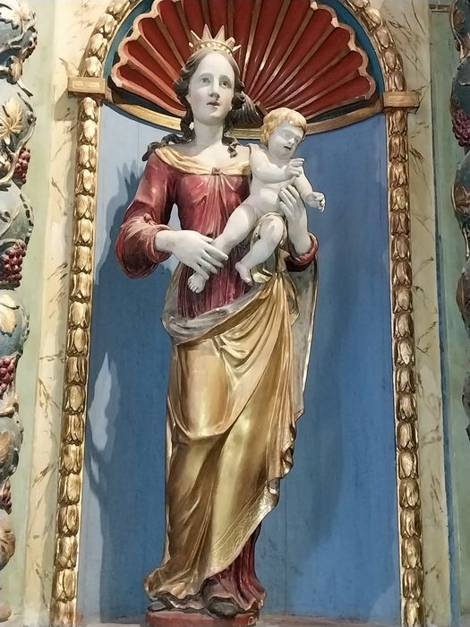 statue : Vierge à l’Enfant