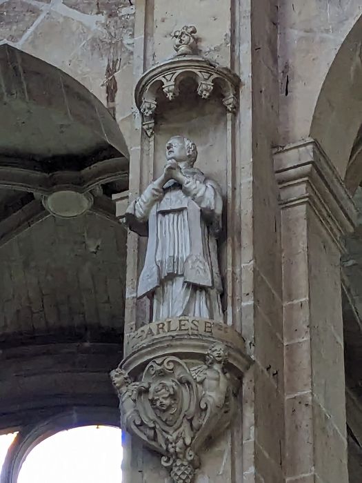 statue : Saint Charles