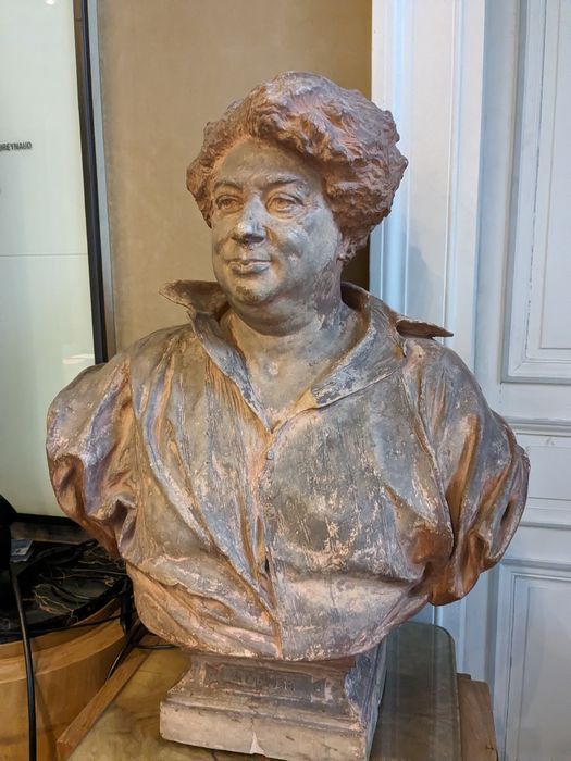 Buste sur piédouche : Alexandre Dumas