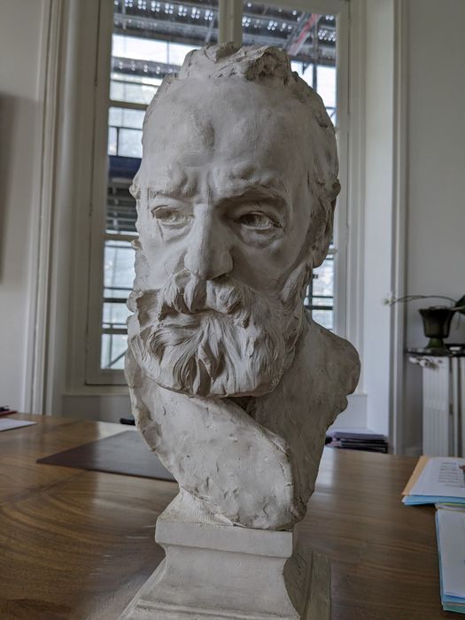 buste : Victor Hugo