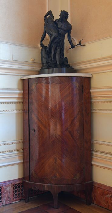 paire d'encoignures