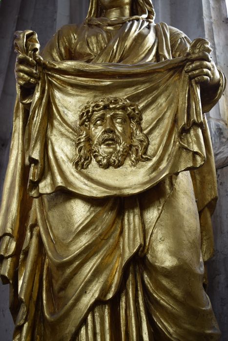 statue : Sainte Véronique, détail