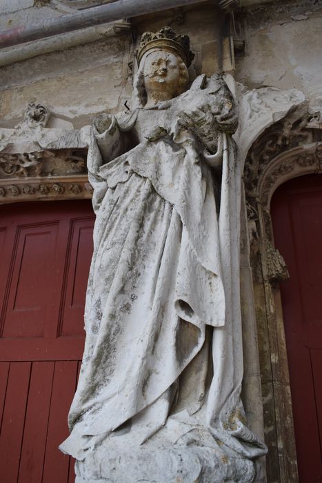 statue : Vierge à l'Enfant