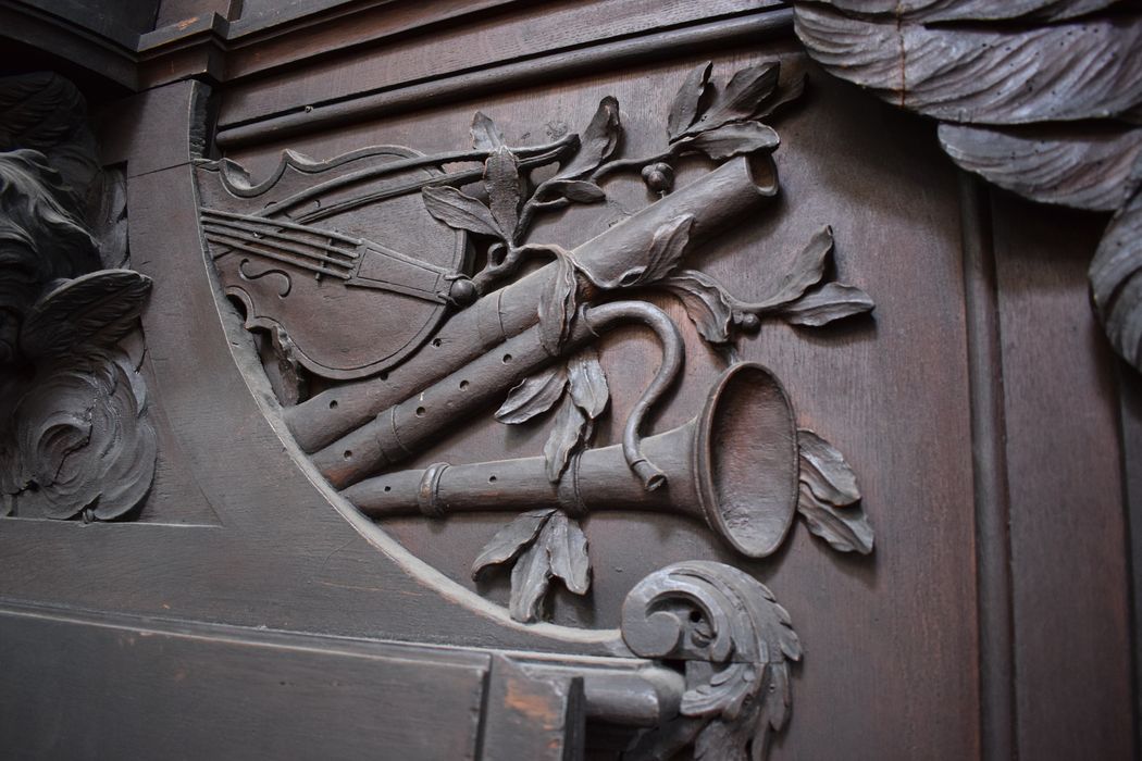 orgue de tribune, détail du buffet