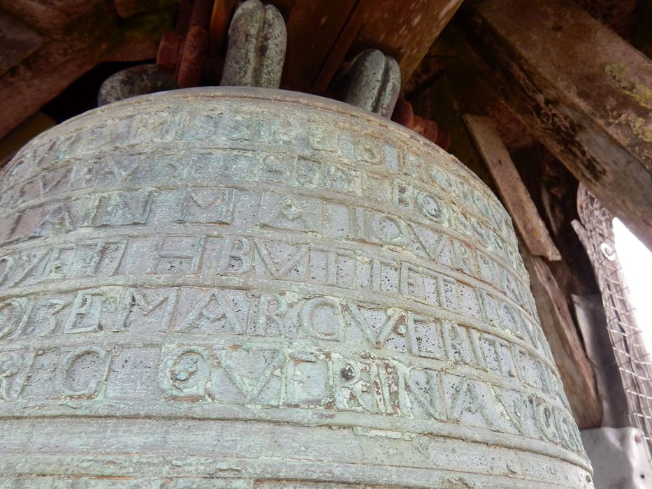 cloche, détail de l’inscription - © Ministère de la Culture (France), Conservation des antiquités et des objets d’art des Deux-Sèvres – Tous droits réservés 
