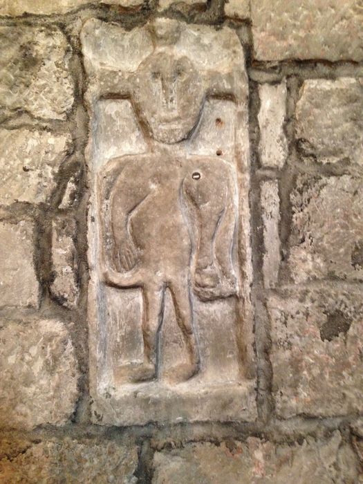 bas-relief - © Ministère de la Culture (France), Conservation des antiquités et des objets d’art des Deux-Sèvres – Tous droits réservés