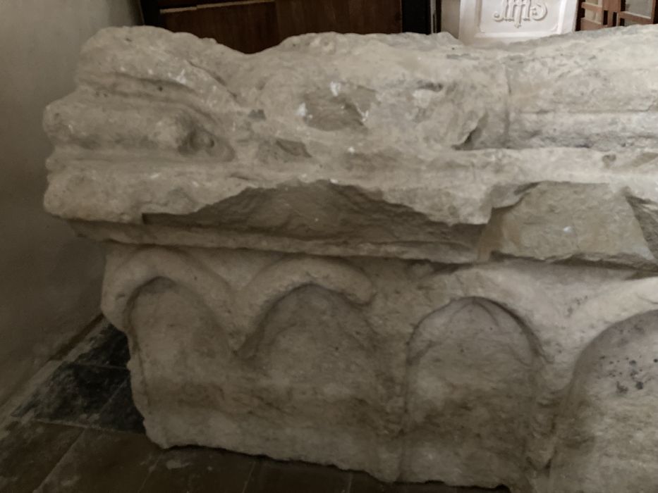 tombeau (gisant) d'Isabeau de Verrières, vue partielle