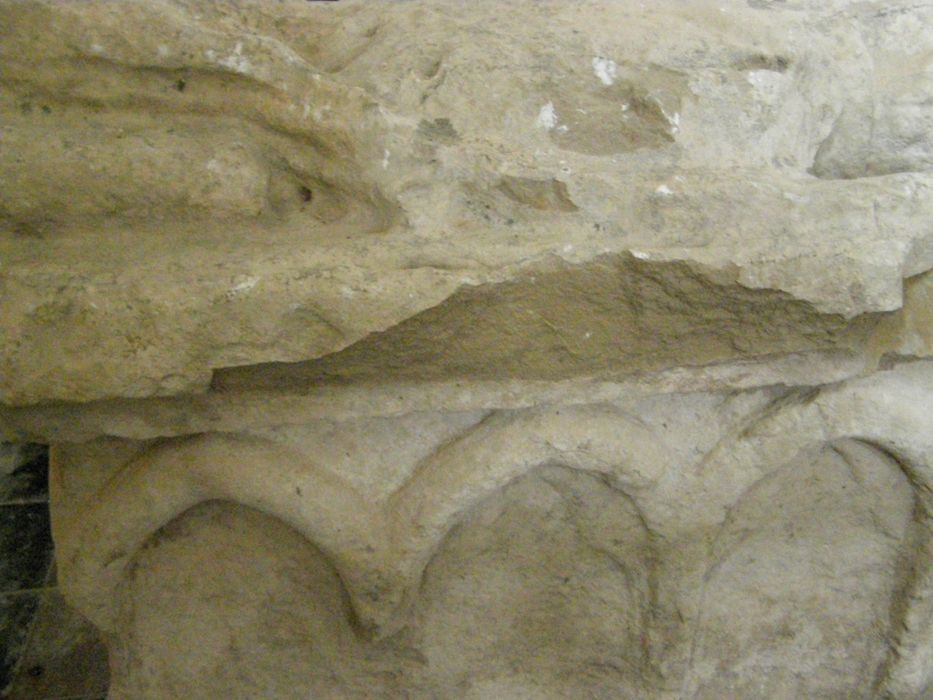 tombeau (gisant) d'Isabeau de Verrières, détail