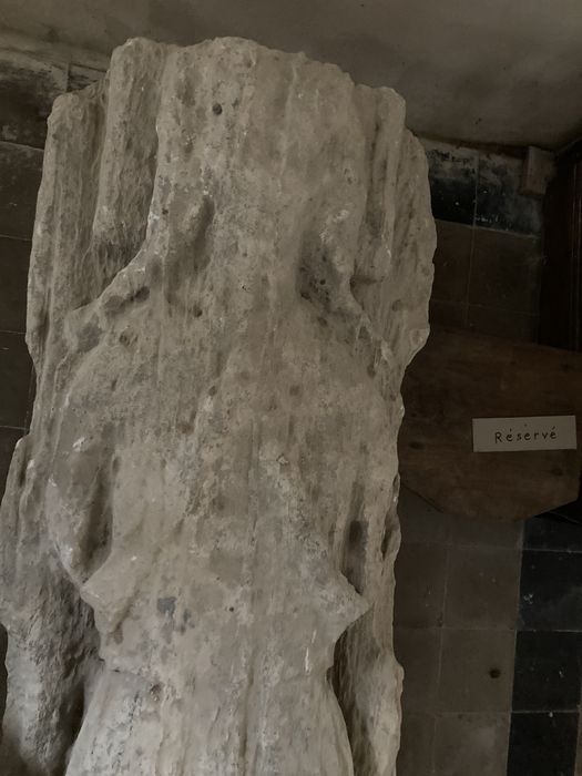 tombeau (gisant) d'Isabeau de Verrières, vue partielle
