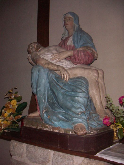 statue : Vierge de Pitié