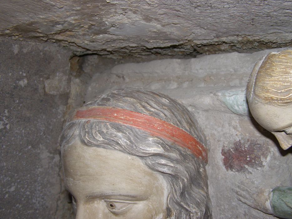 monument (gisant) de Guillaume de Parthenay, détail