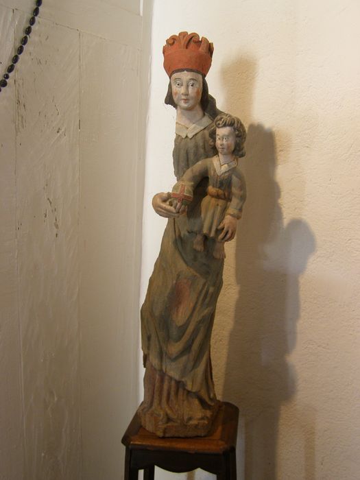 statue : Vierge à l'Enfant