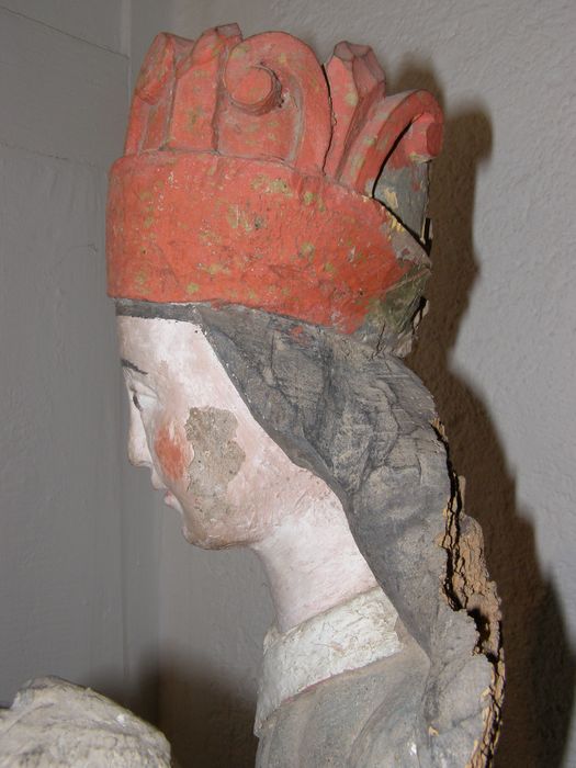 statue : Vierge à l'Enfant, détail