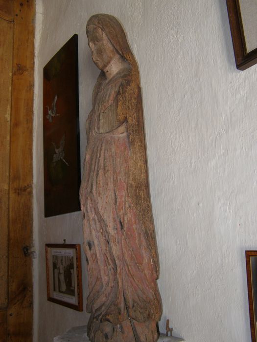 statue : Vierge de douleur, profil gauche