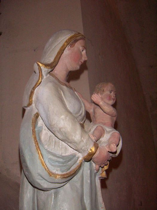 statue : Vierge à l'Enfant, vue partielle