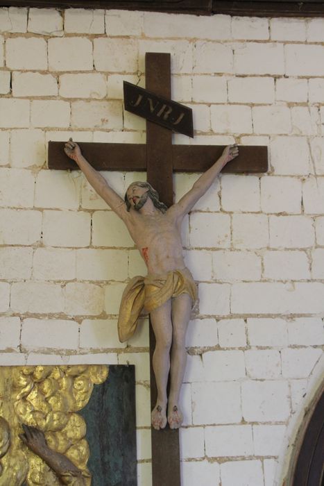 statue : Christ en croix - © Ministère de la Culture (France), Conservation des antiquités et des objets d’art de la Somme – Tous droits réservés 