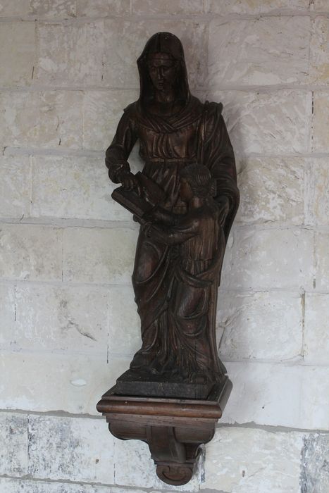 groupe sculpté : Education de la Vierge - © Ministère de la Culture (France), Conservation des antiquités et des objets d’art de la Somme – Tous droits réservés 