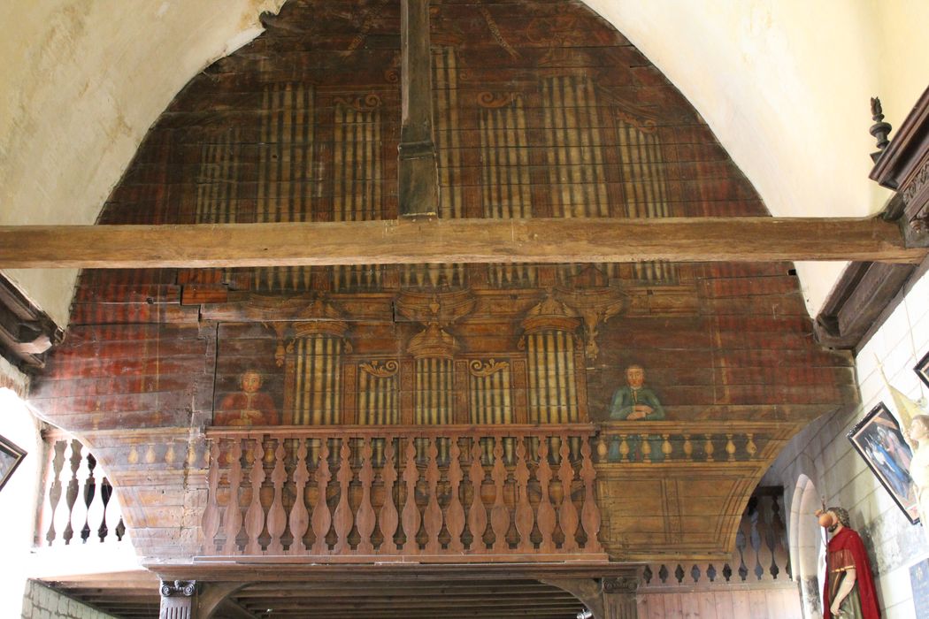 peinture monumentale : orgue en trompe-l'œil - © Ministère de la Culture (France), Conservation des antiquités et des objets d’art de la Somme – Tous droits réservés 