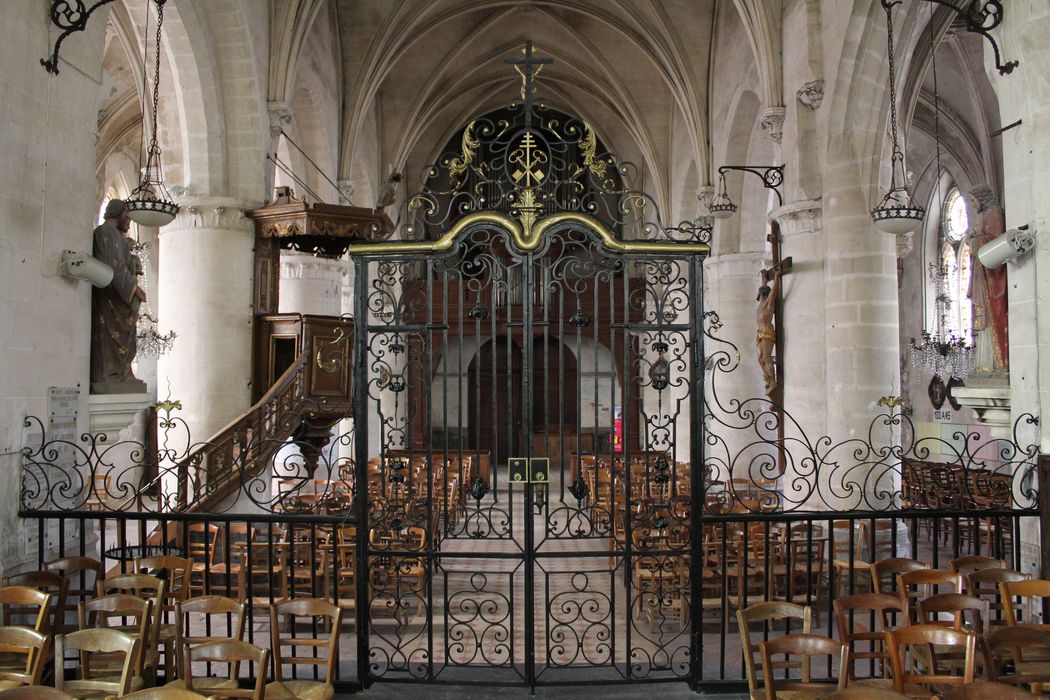 Clôture de choeur