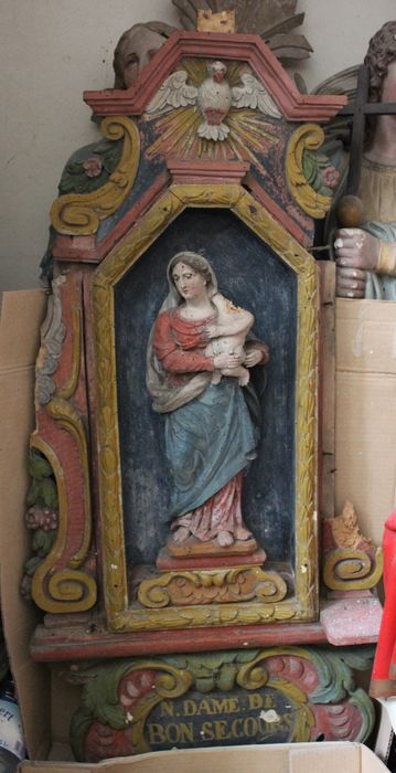 haut-relief : Vierge à l'Enfant dite Notre-Dame de Bon secours - © Ministère de la Culture (France), Conservation des antiquités et des objets d’art de la Somme – Tous droits réservés 