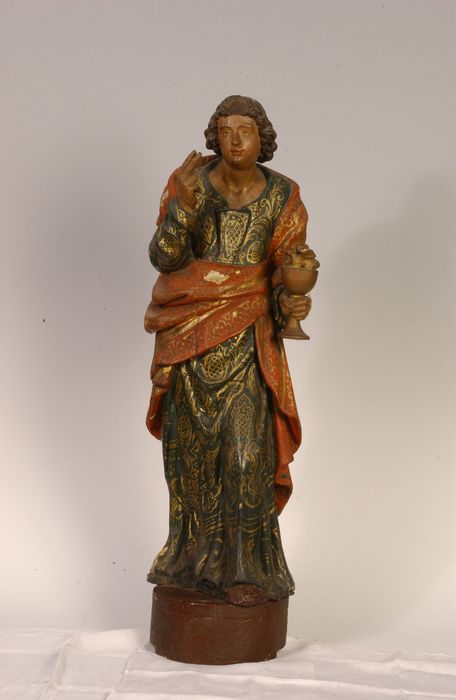 statue (statuette) : Saint Jean l'Evangéliste - © Ministère de la Culture (France), Conservation des antiquités et des objets d’art de la Somme – Tous droits réservés 